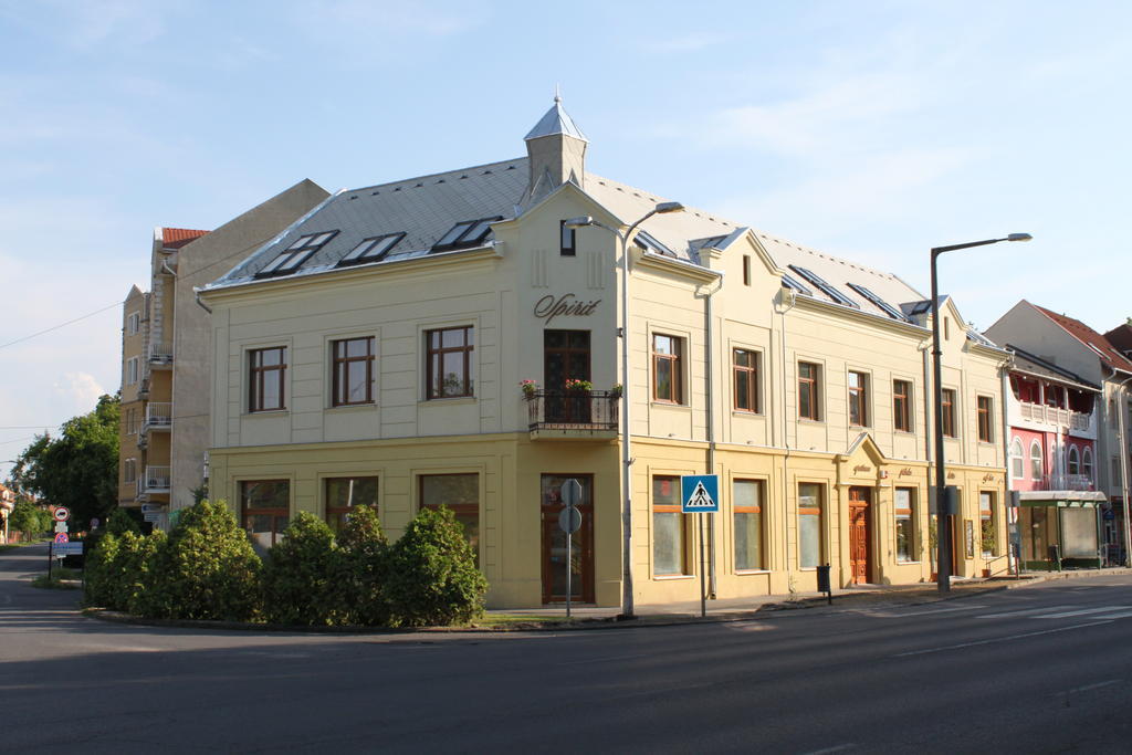 Spirit Apartman Hajdúszoboszló Exterior foto